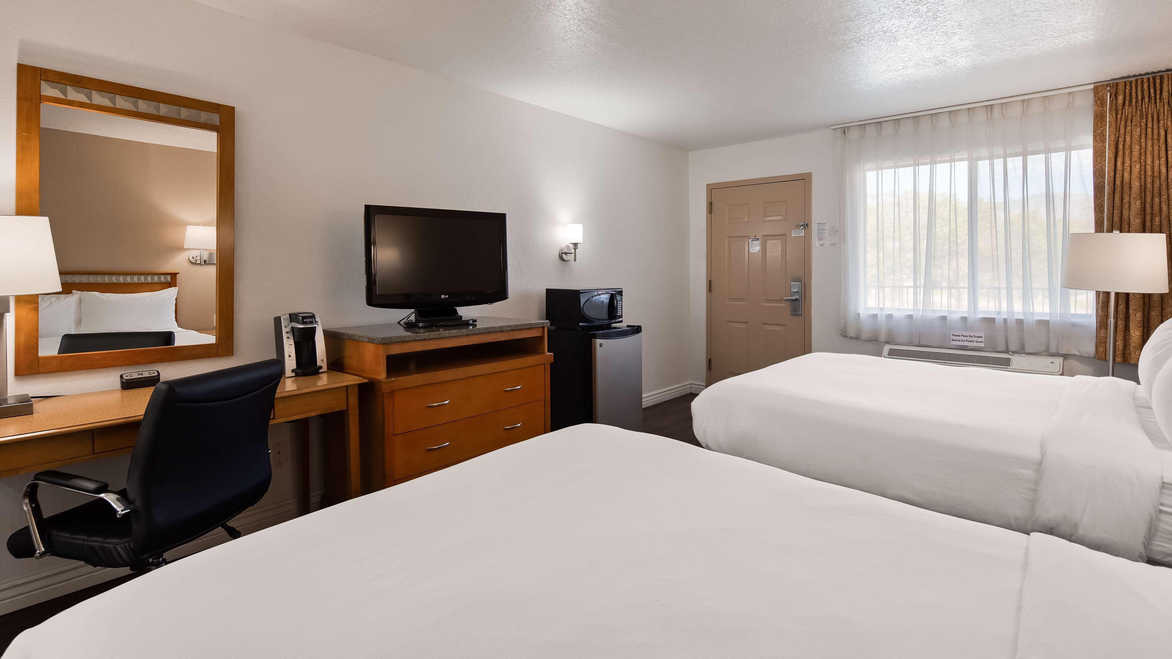 Surestay Plus Hotel By Best Western Albuquerque I-40 Eubank Ngoại thất bức ảnh